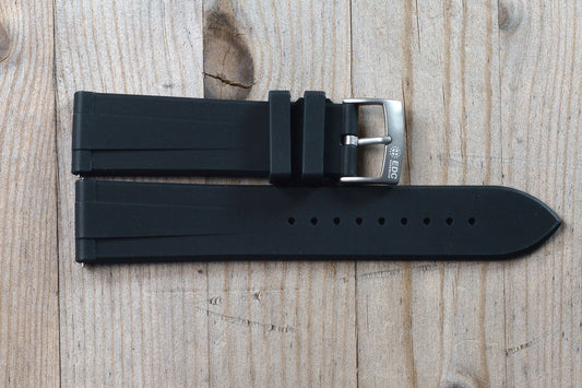 Black Rubber Ridge Strap with Pointed End